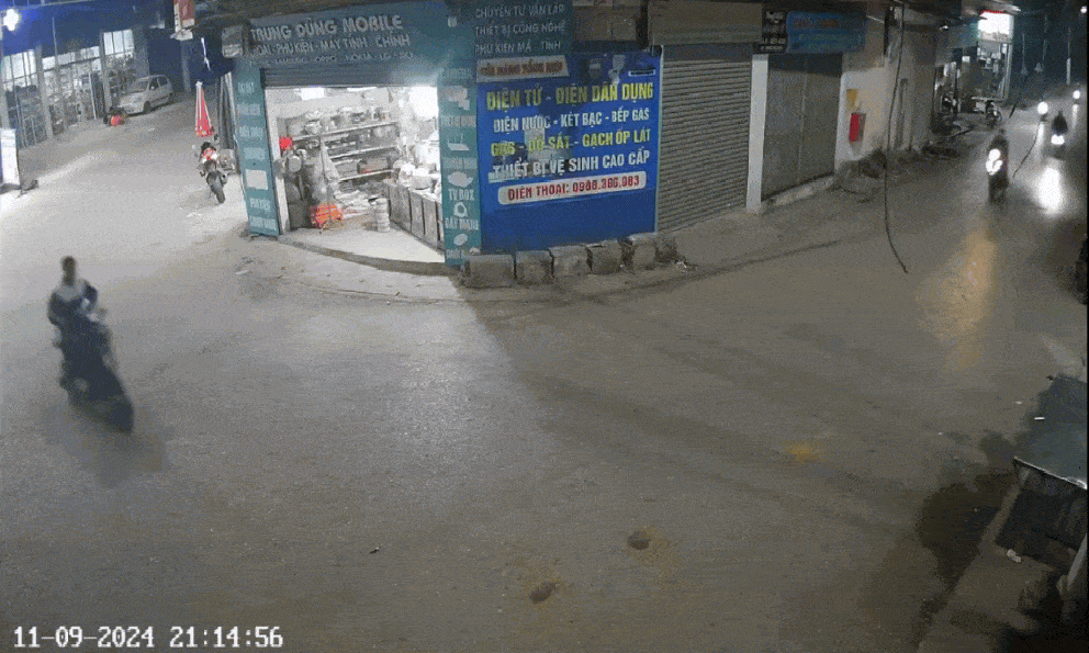 Nhảy khỏi xe tránh cú tông trực diện, phản xạ tuyệt vời nhưng 