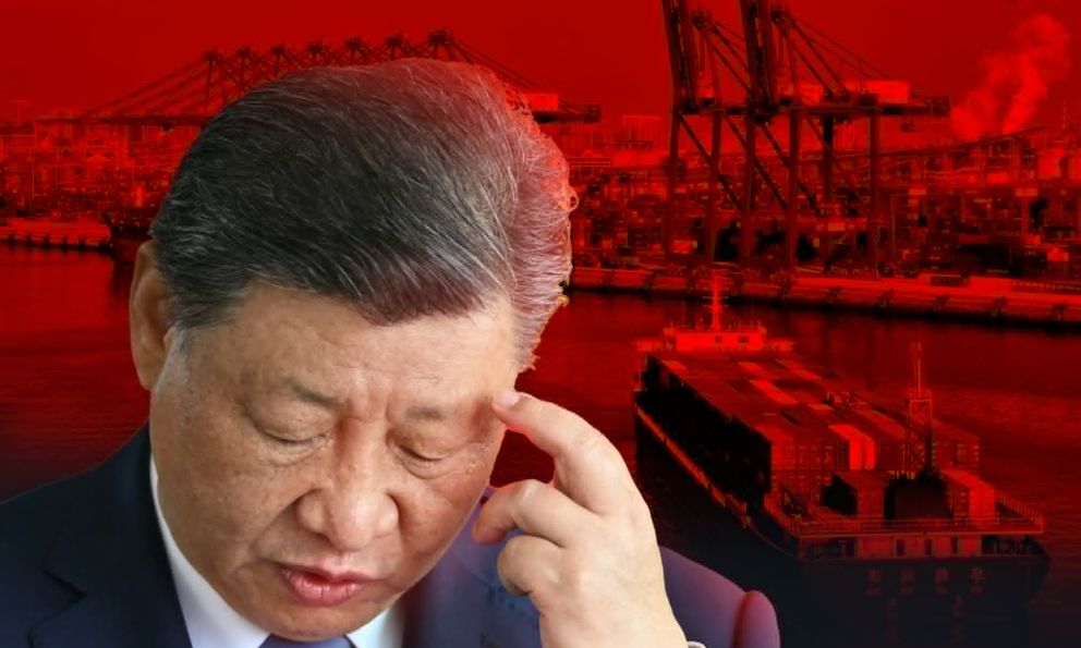 Loạt cửa hàng treo biển giảm giá 90%: Chuyện gì đang xảy ra ở Trung Quốc?