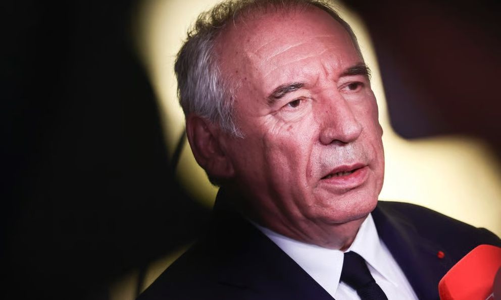 Pháp và 'mối nguy hiểm chết người' nợ công tăng 5.000 euro mỗi giây: Thủ tướng Bayrou tung video khẩn cấp