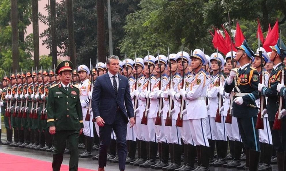 Bộ trưởng Quốc phòng Mỹ đến Việt Nam: Tầm quan trọng chiến lược, hé lộ ưu tiên của Lầu Năm Góc
