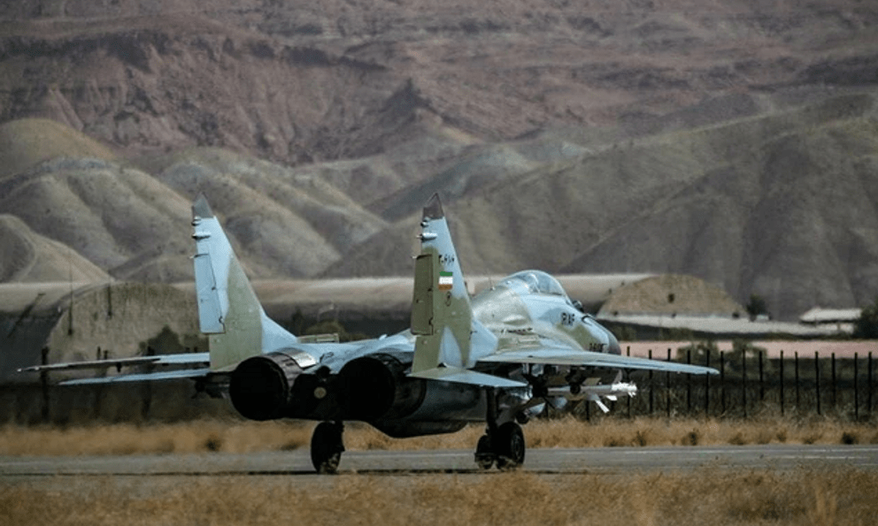 Iran nhận lô tiêm kích Nga đầu tiên sau hơn 30 năm: Cơ hội thay đổi cán cân sức mạnh?