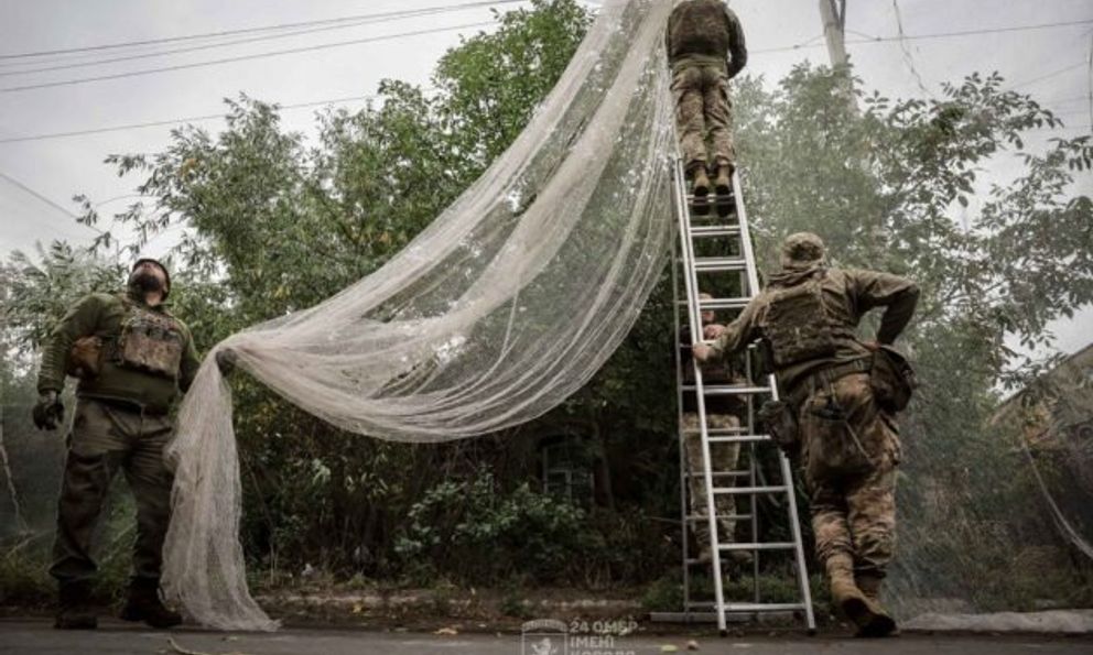 Giới quân sự Đài Loan (Trung Quốc) đang tìm mua số lượng lớn lưới và cọc tre: Chuyện gì đã xảy ra?