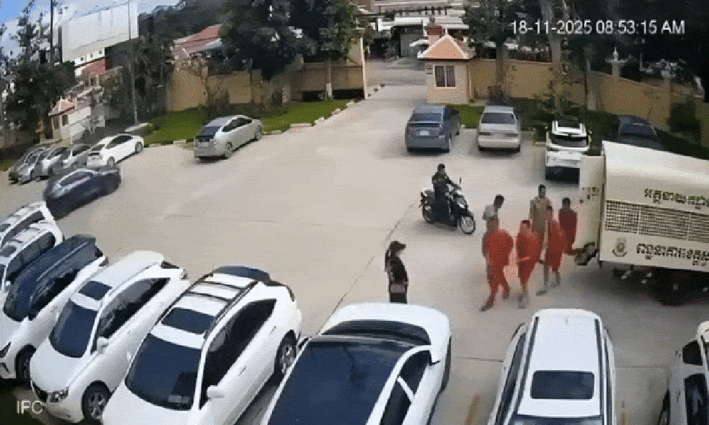 Màn cướp tù chấn động Campuchia: Nữ đồng bọn tuồn súng, phạm nhân nã đạn, cảnh sát rượt đuổi 'như phim'