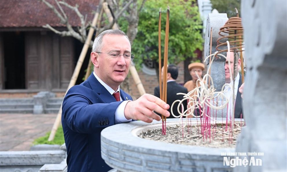 Thống đốc Nga sang Việt Nam: Hé lộ bước đi quan trọng