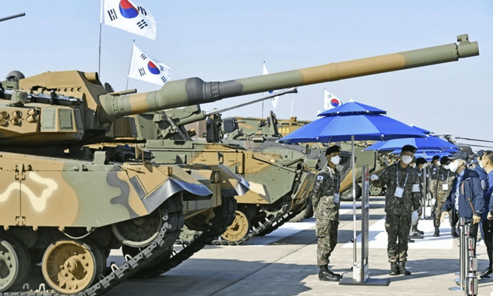 Quốc gia châu Á đầu tiên 