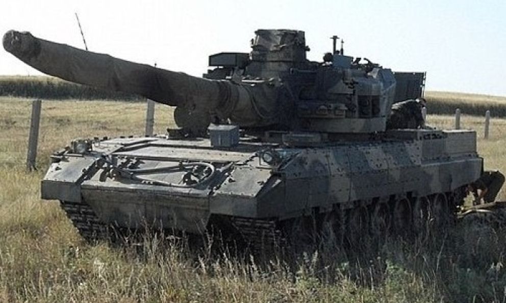 Nguy hiểm hơn cả T-14 Armata, lẽ ra xe tăng T-95 mới là niềm tự hào của Nga