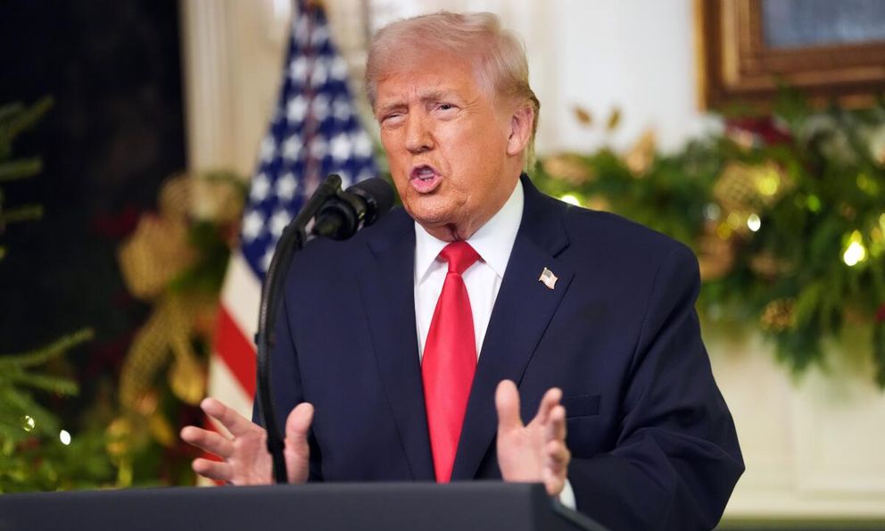 Tổng thống Trump: Nước Mỹ 'hoàn toàn chết' trước khi trở thành 'quốc gia nóng nhất thế giới'