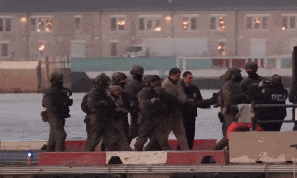 Ông Maduro xuất hiện tại tòa án Mỹ, có phát ngôn đầu tiên