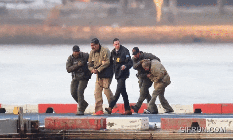 Lý giải nguồn gốc vết thương của vợ chồng Tổng thống Venezuela sau vụ chạm trán với biệt kích Mỹ