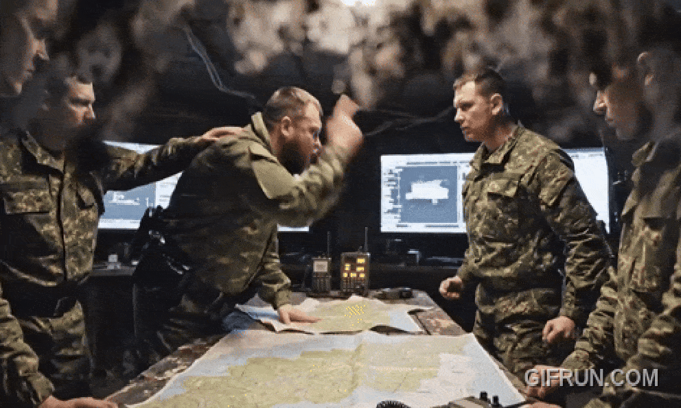 Ukraine tung vũ khí 