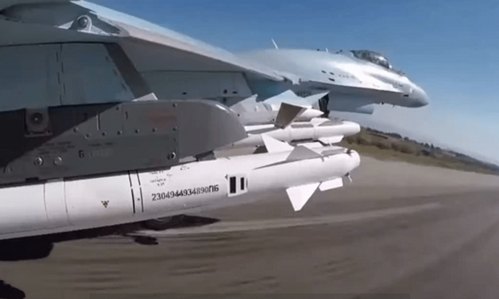 Su-35 Iran trang bị R-37M: 