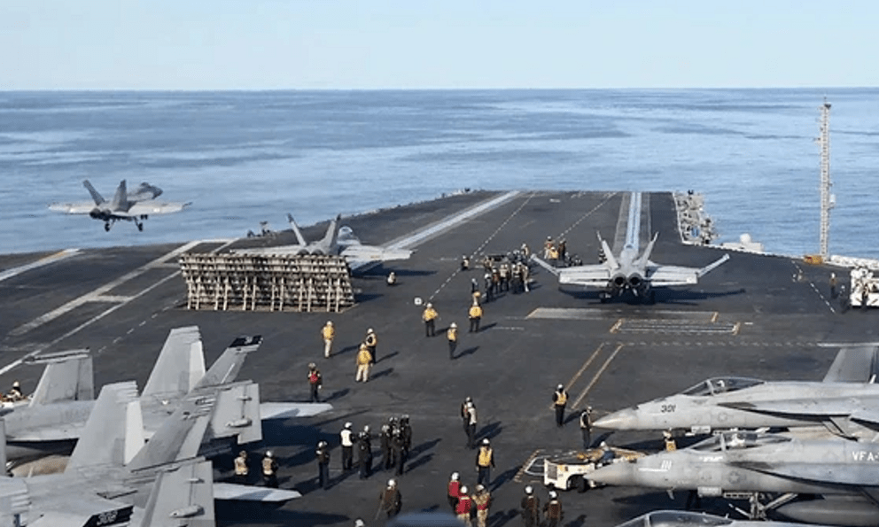 Hoả lực từ ba nhóm tàu sân bay Mỹ rất khủng khiếp khi đối đầu Iran