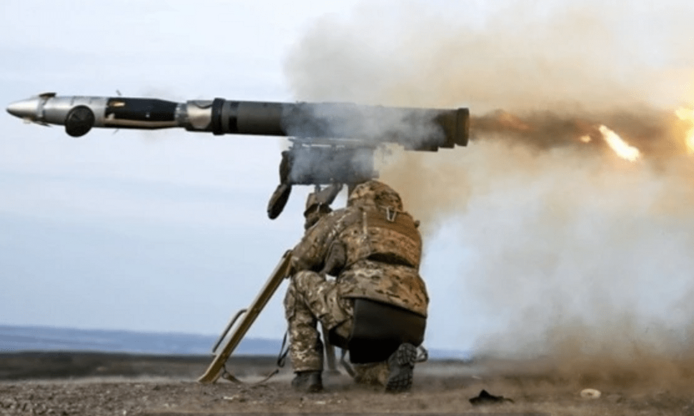 Xe tăng Israel gặp 