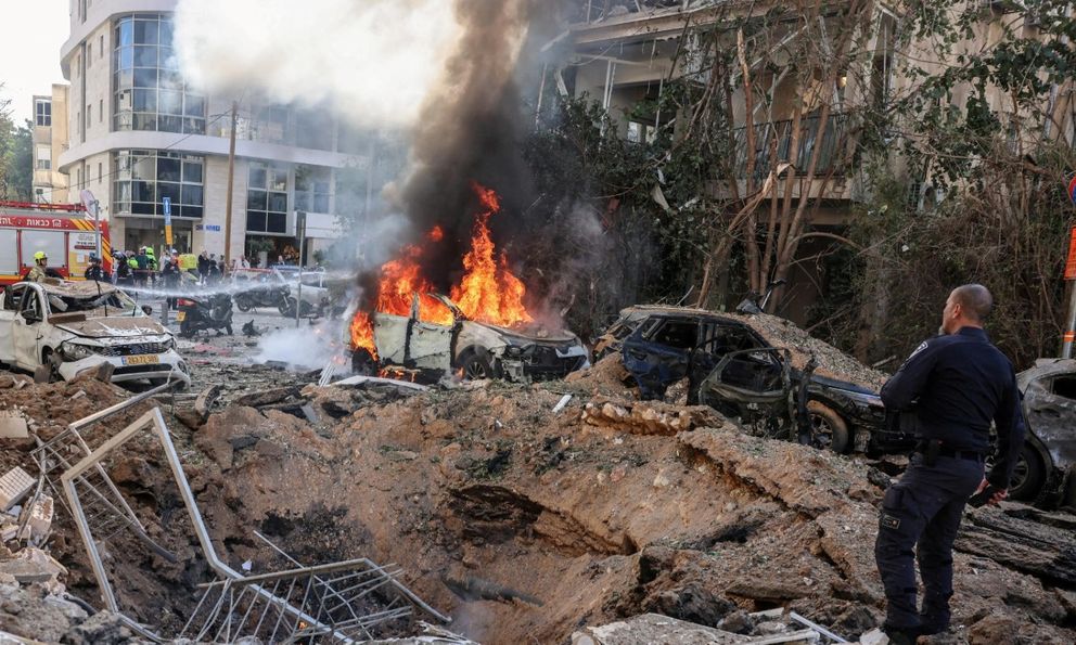 Dimona chao đảo vì tên lửa Iran - 'Học thuyết răn đe tối thượng' bị thách thức: Lỗi từ phòng không Israel