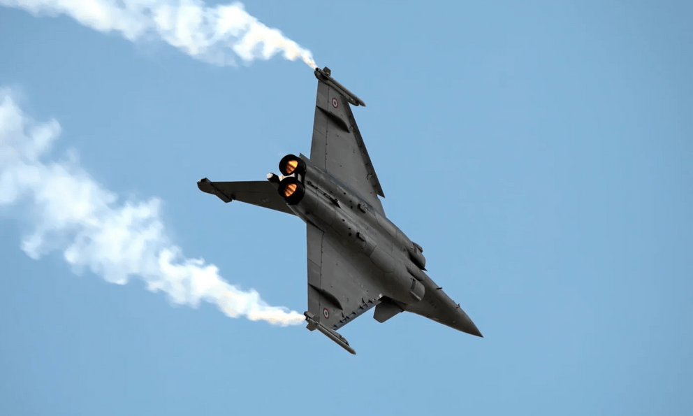 Nga tốn nhiều công sức đề nghị, Ấn Độ vẫn từ chối Su-57 vì đã tìm được tiêm kích khác tốt hơn?