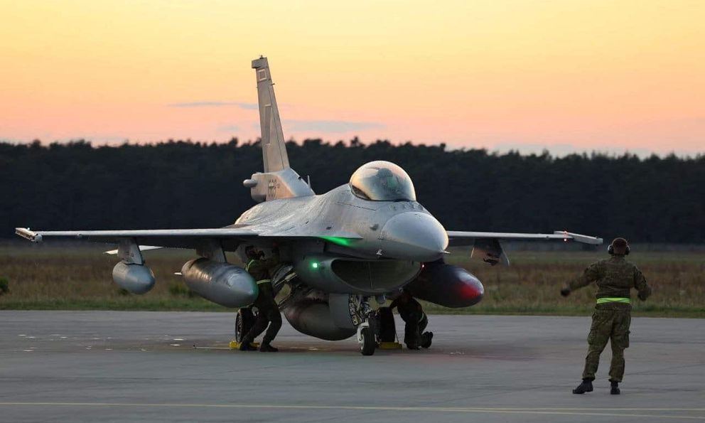 Tại sao Mỹ đã giảm giá F-16 đến 50% mà vẫn bị một đồng minh hủy mua ngay sát giờ ký?