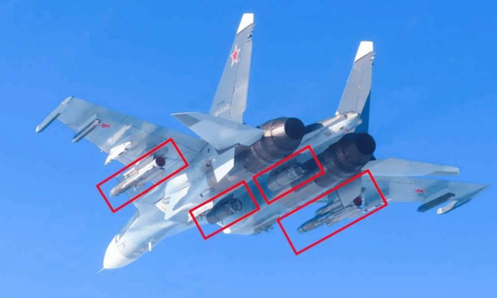 Tổ hợp tiêm kích Su-30SM2 vừa đặt mua từ Nga còn vượt trội hơn cả Su-35?