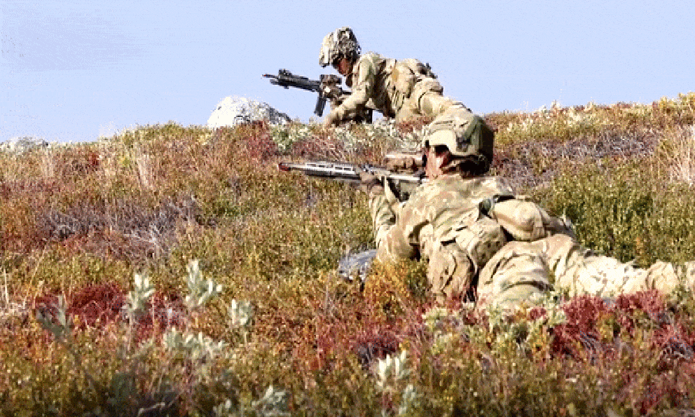 Đan Mạch lần đầu tiên điều quân nghĩa vụ đến Greenland