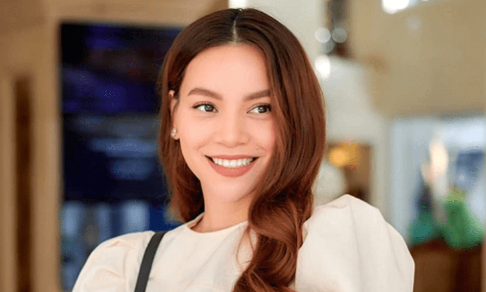 Hồ Ngọc Hà chia sẻ một video về Lisa, nội dung ra sao mà cư dân mạng vào khen: 