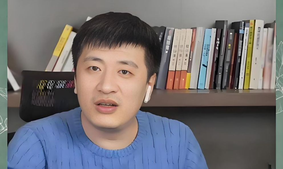 Tư vấn ngành học cho học sinh nhà không có điều kiện và mối quan hệ, thầy giáo nổi tiếng nói gì mà gây tranh cãi gay gắt?