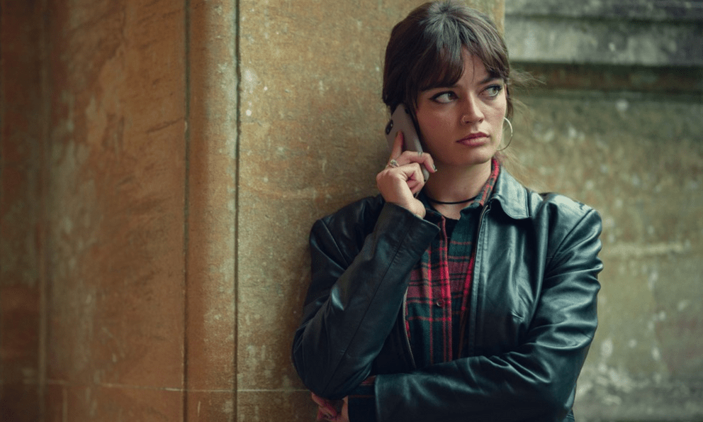 Xem phim Sex Education, tôi rơm rớm nước mắt nhớ lại câu nói của bố: Nhờ nó mà tôi từ đứa trượt đại học, giờ là trưởng phòng công ty