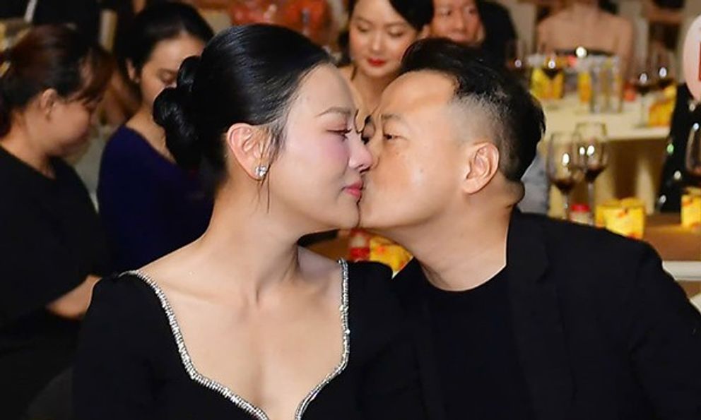 Shark Bình phản ứng thế nào trước sự khéo léo của vợ mà Phương Oanh xuýt xoa: Đúng là cảm xúc gây nghiện