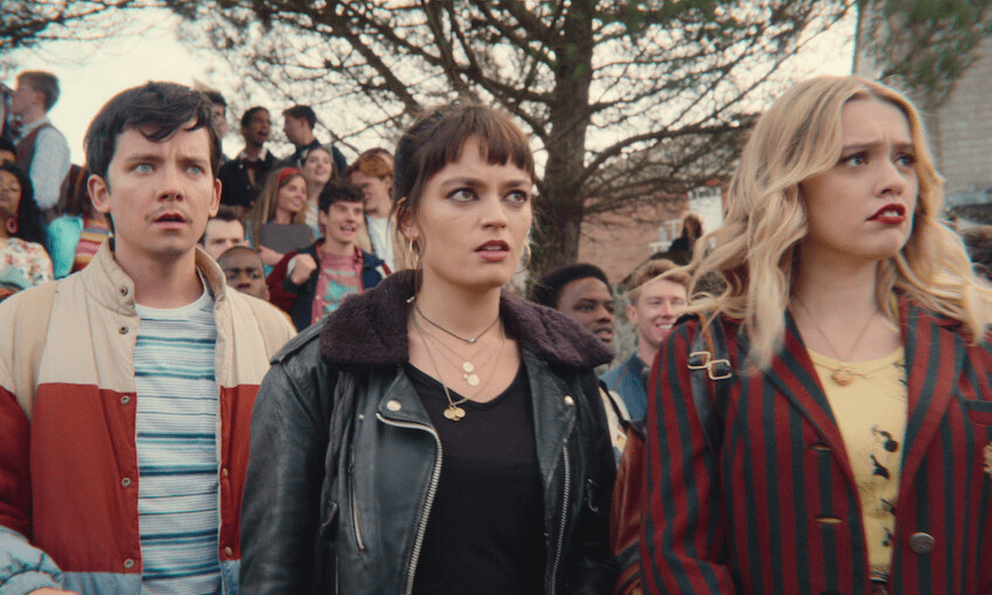 Xem phim Sex Education, ông bố U50 như tôi bật khóc nhớ lại ký ức đen tối thời đi học: Sau đó, tôi không bao giờ chiều con gái vô tội vạ nữa!