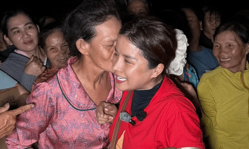 Bà Nhân Vlog lên tiếng giải thích chi tiết sau ồn ào từ thiện ở Phú Yên