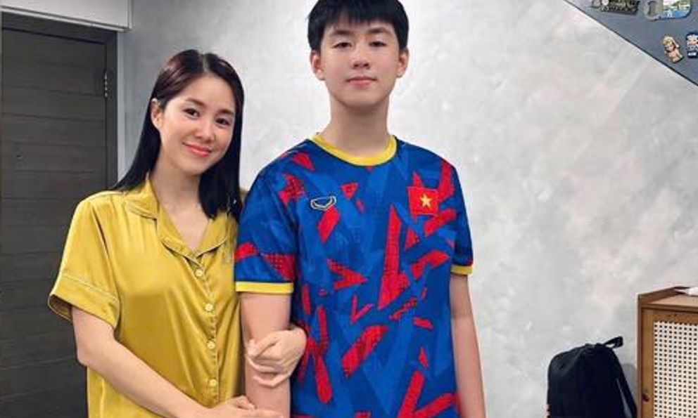 Lê Phương trả lời 10 điểm khi được hỏi: Cho con làm diễn viên hay công an - Khéo đến thế là cùng 