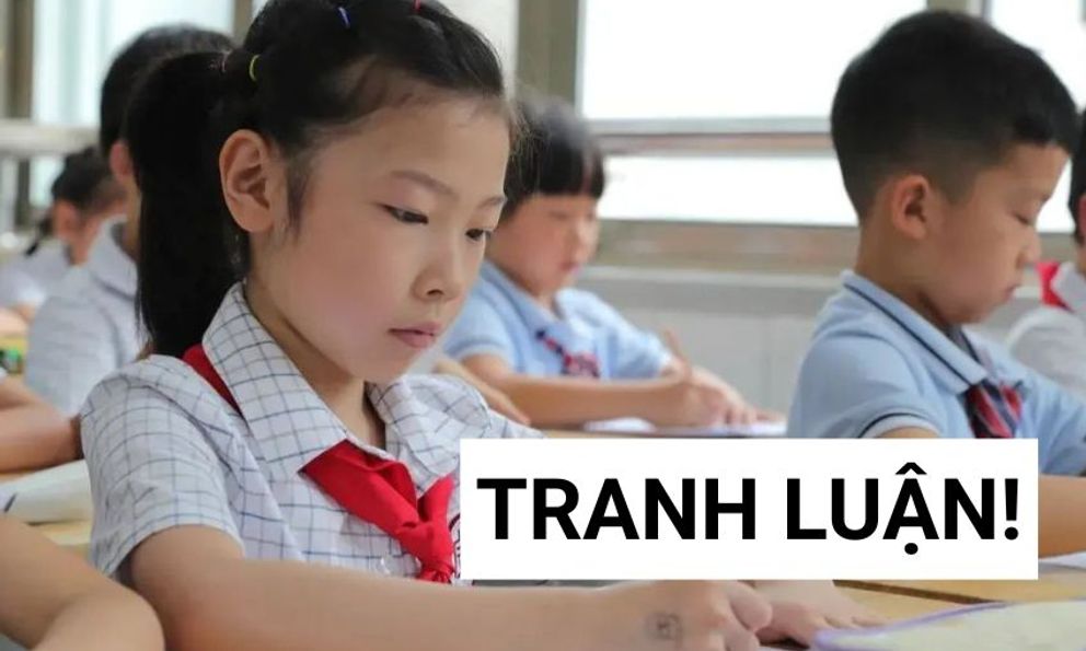 Phụ huynh ở TP.HCM “tố” 1 hoạt động ở trường làm giảm giá trị nghề giáo, thầy cô như “đầy tớ”: Cha mẹ tranh luận gắt!