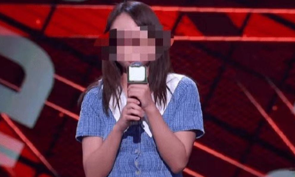 Mẹ nói 2 từ, con gái TỰ TI suốt mấy chục năm, lên truyền hình vẫn cố hỏi 1 câu xót xa