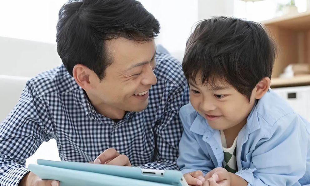 Bố có 2 đặc điểm này thì xin chúc mừng: Con lớn lên vừa thông minh vừa ngoan, hôn nhân về sau cũng bền vững!