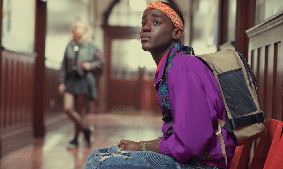 Xem phim Sex Education, tôi nhớ đến quá khứ bị hàng xóm dè bỉu: Thật may là tôi đã dũng cảm để giờ có cuộc sống dư dả!