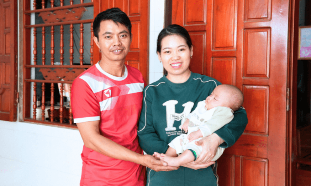 Thai phụ vượt hàng trăm km từ Nghệ An ra Hà Nội: PhenikaaMec 3 lần truyền máu cho thai nhi viết nên kỳ tích