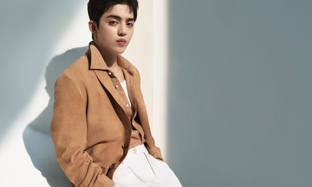 Trai đẹp S.COUPS của SEVENTEEN bất ngờ sánh đôi cùng 