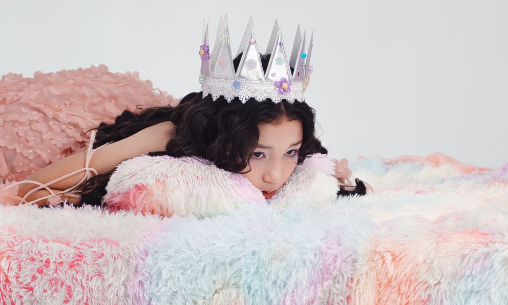 Emily Wagner – giọng ca nhí lai Việt Đức gây chú ý với “Purple Town”