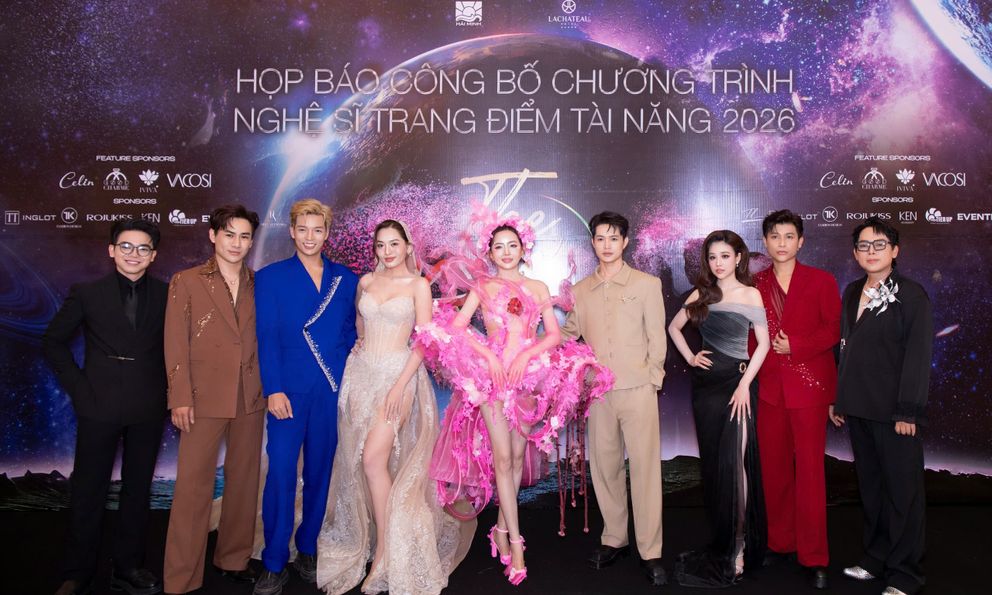 Nghệ sĩ Hồ Khanh đưa phần thi ứng xử vào chung kết tìm kiếm tài năng trang điểm