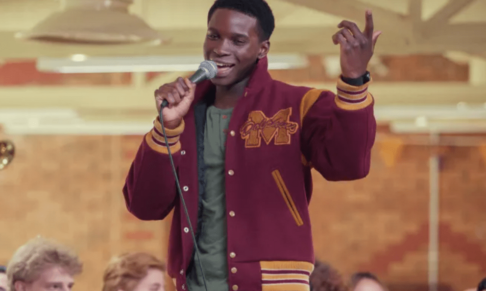 Xem phim Sex Education, tôi bàng hoàng nhận ra, mình là 1 bà mẹ 