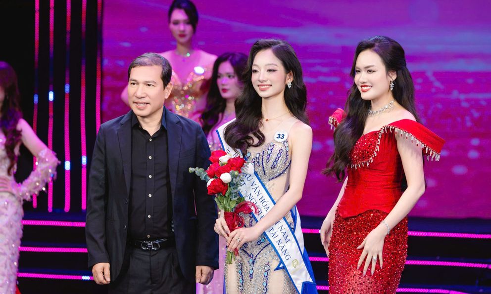 Á hậu Tố Uyên nói gì sau khi đăng quang Hoa hậu Văn hoá Việt Nam 2026?