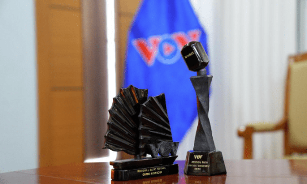 Độc bản Cúp và Biểu trưng Liên hoan Phát thanh toàn quốc lần thứ XVII: Tinh hoa từ tầng sâu 