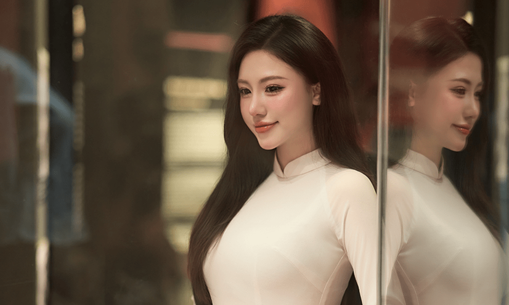 Á khôi Phương Anh và bộ ảnh áo dài mang đậm tinh thần tự hào dân tộc