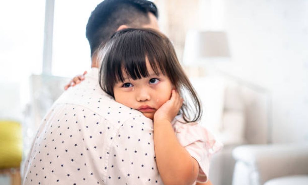 Nghiên cứu chỉ rõ: Muốn biết 1 gia đình về sau có nghèo khổ dần không, cứ nhìn 3 điều này