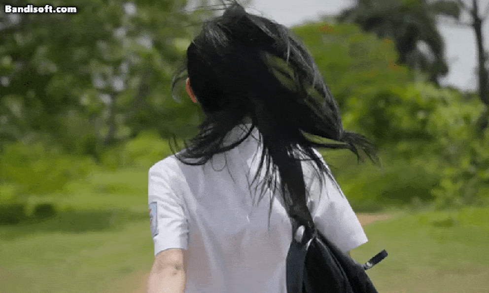 2,4 triệu người sốc nặng chỉ vì 1 ánh mắt của mỹ nhân giờ vàng, sắc như dao nhìn vào không sợ là điêu chắc!