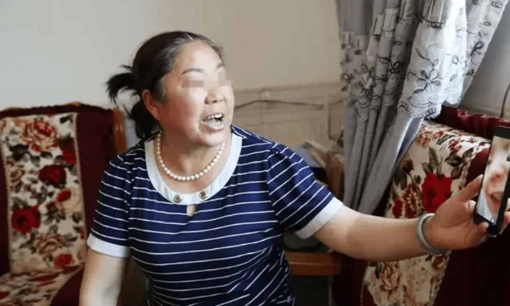 Khoe căn nhà mới của con lên MXH, hai vợ chồng già nhận cả trăm lượt cảnh báo: 