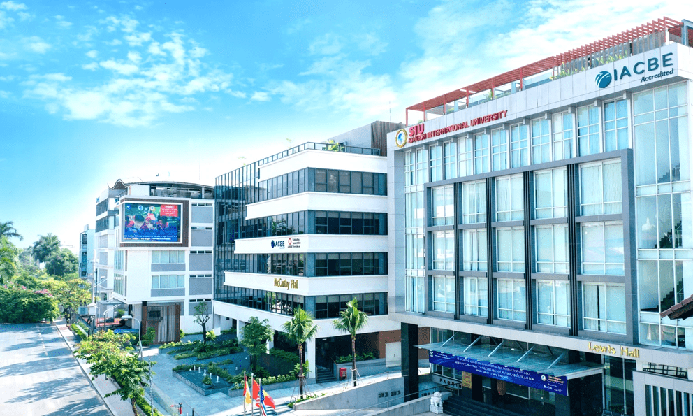 1 trường đại học xét tuyển 500 chỉ tiêu cho 14 ngành học, 29 chuyên ngành đào tạo chính quy, tung học bổng 