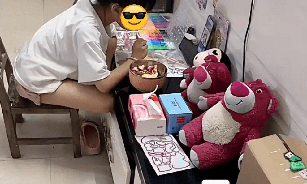 Bức ảnh này khiến nhiều phụ huynh và chuyên gia phải lên tiếng cảnh báo!