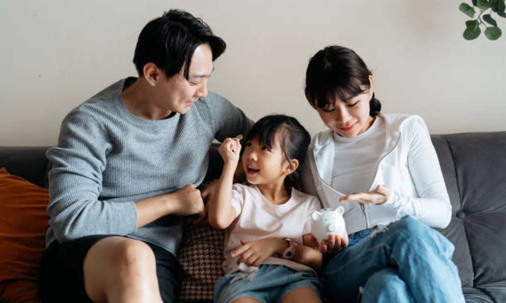 Muốn biết một đứa trẻ có hiếu hay không, không cần thử lòng, cứ nhìn 3 điều này là rõ