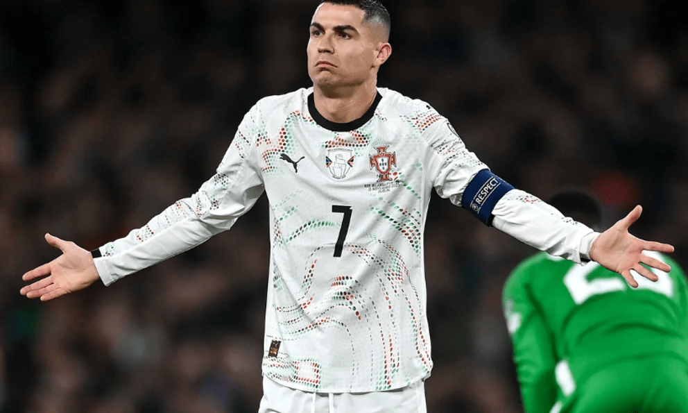 Ronaldo có thể đối mặt án treo giò 6 tháng sau khi rời trại tập huấn Bồ Đào Nha