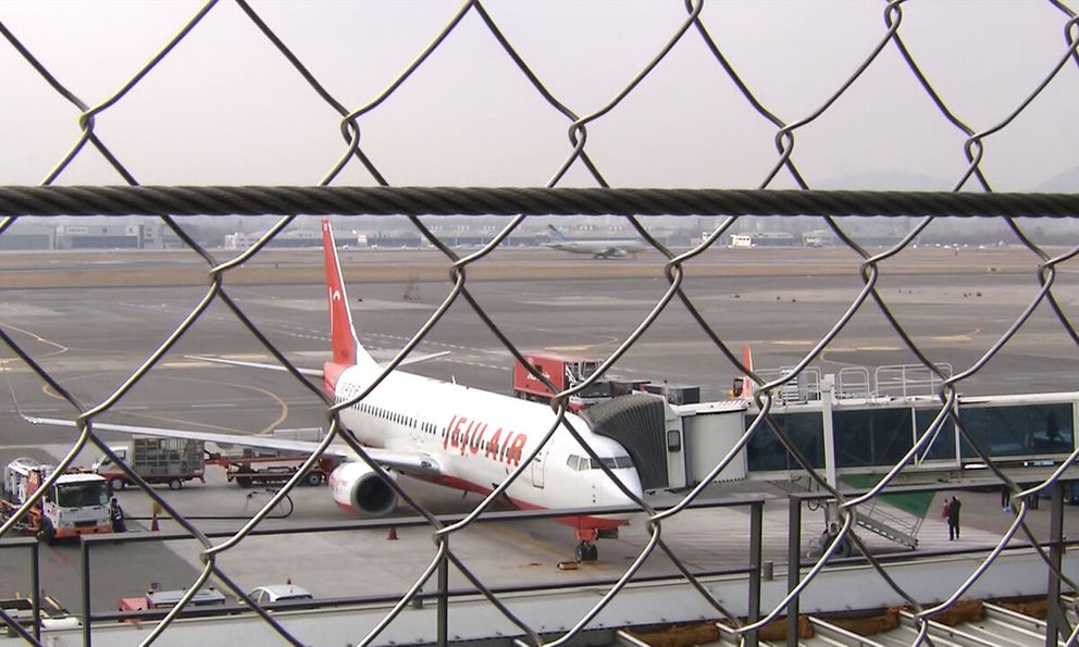 Sạc dự phòng bốc cháy trên máy bay Jeju Air, 168 người phải sơ tán khẩn cấp