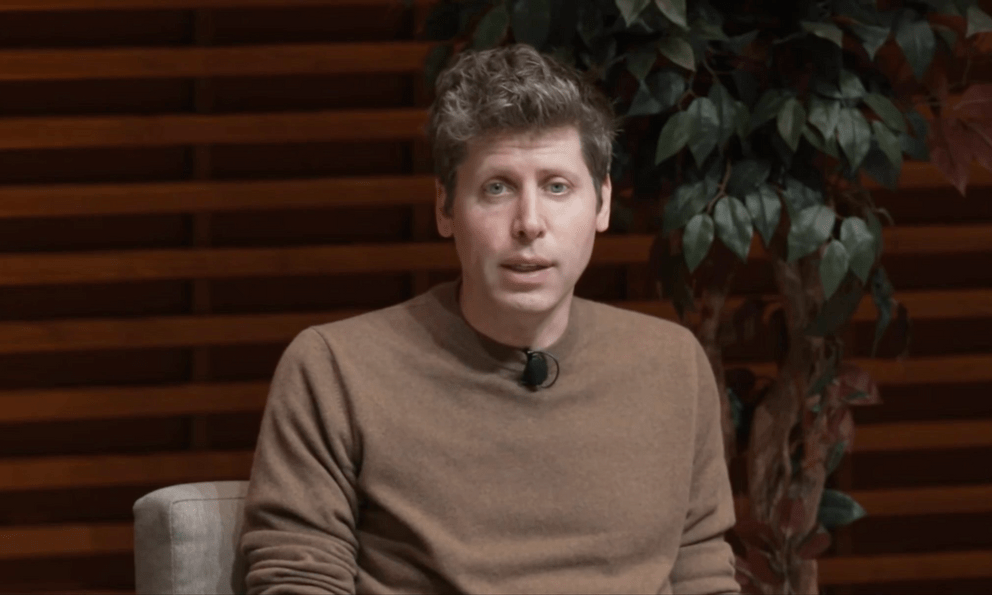 Sam Altman: AI đang tìm ra những lỗ hổng vượt ngoài sức tưởng tượng của hacker
